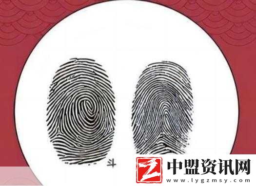 手指劃入縫隙挖水