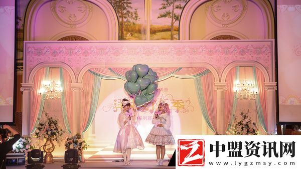 奇跡暖暖開啟穿越第一站